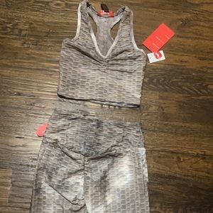 Brand new tik tok leggings workout set